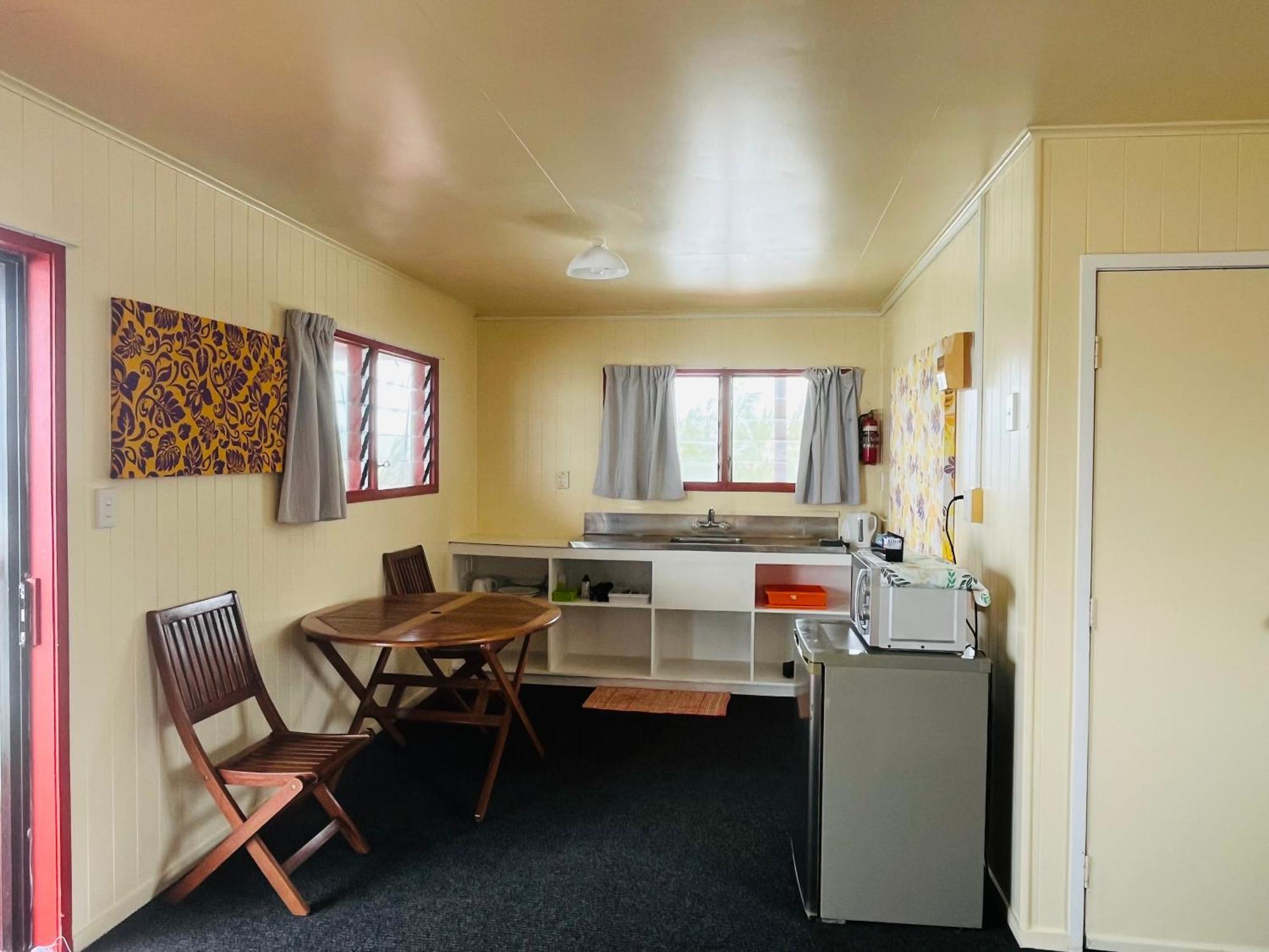 Kiikii Inn & Suites Rarotonga Exterior photo